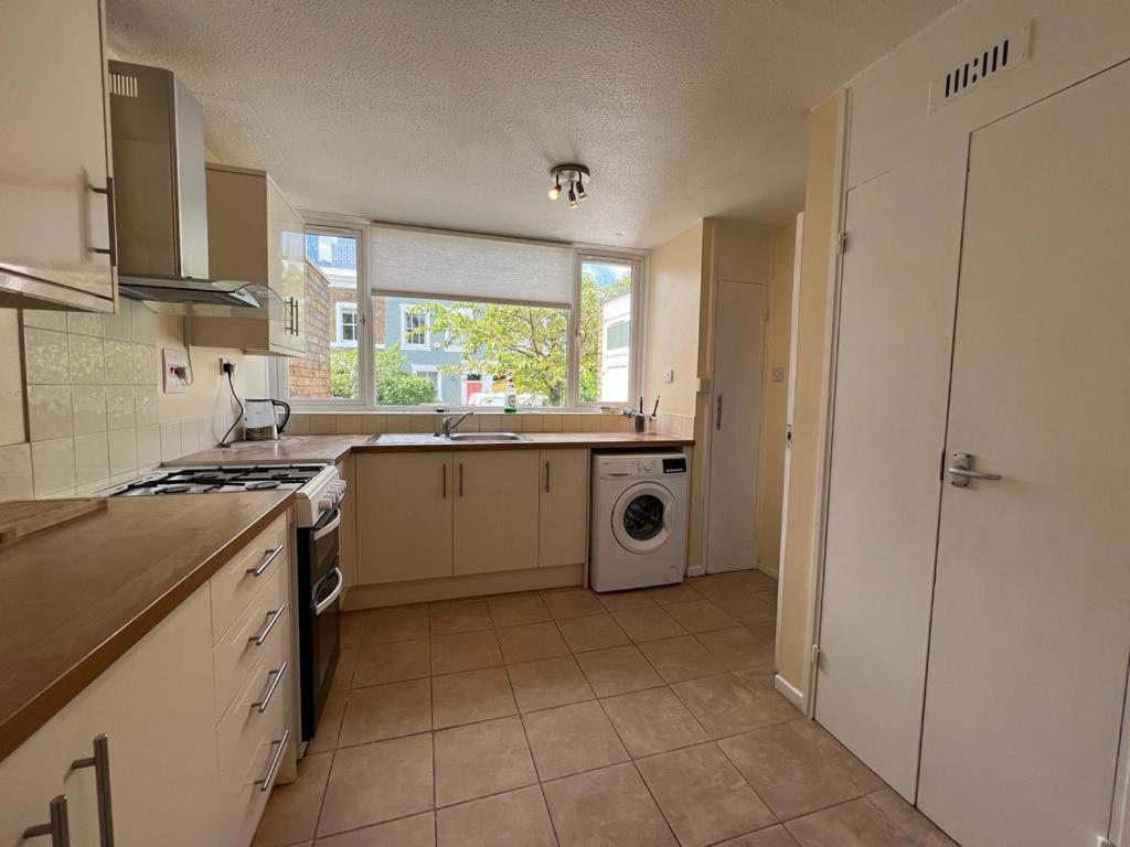 Lovely 4Bed Property, London 8Min To Oxford Street エクステリア 写真