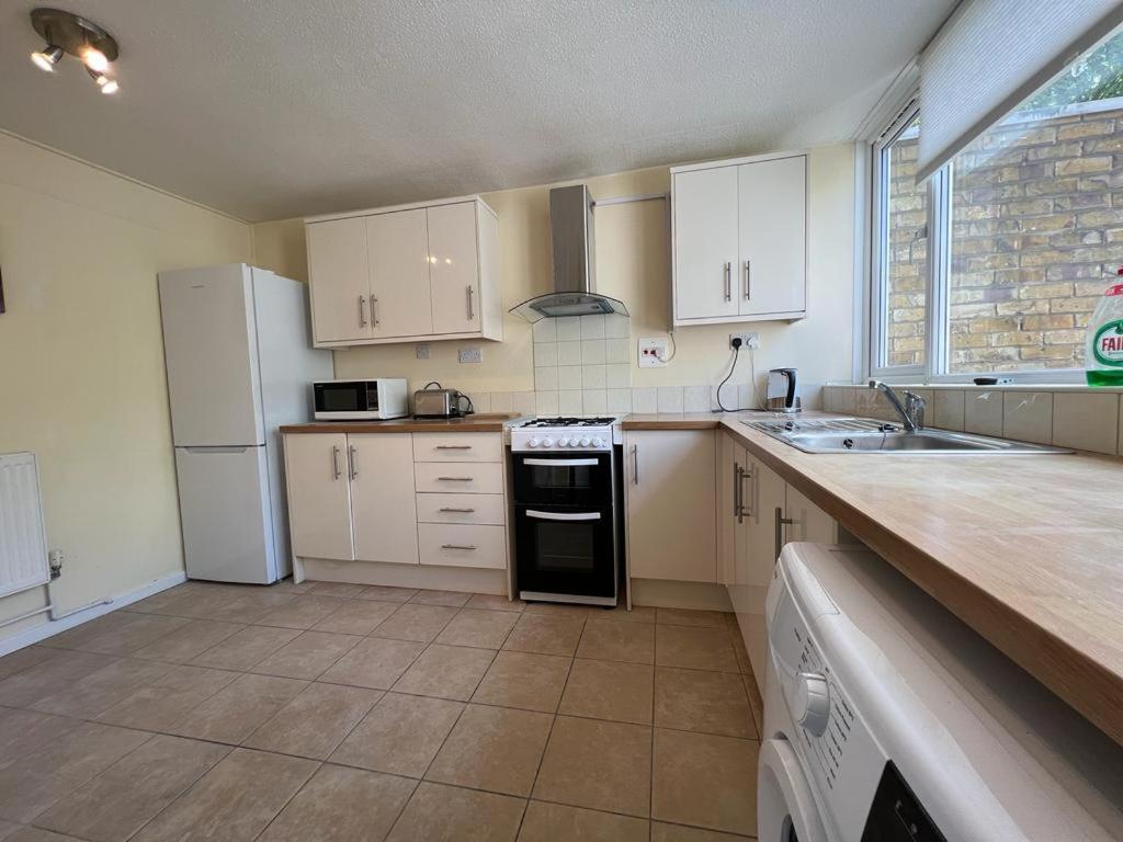 Lovely 4Bed Property, London 8Min To Oxford Street エクステリア 写真